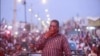 Ossufo Momade, presidente da Renamo, saúda delegados ao sexto congresso, Alto Molócué, Zambézia, 16 maio 2024
