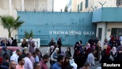 Përpara zyrës së UNRWA-s në Gazë