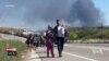 Migran Kontinye Fonse nan Direksyon Fwontyè Etazini 