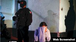 El trabajo, que tomó 8 meses y logró testimonios de 100 mujeres recluídas en cárceles federales, mostró cifras alarmantes de abusos.