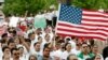 Los indocumentados en Estados Unidos recibieron la decisión de la Corte Suprema de hoy con mucha amargura 