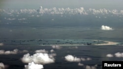 中国在南中国海填海造岛