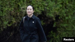 华为首席财务官孟晚舟2020年1月22日从温哥华的住所出发前往不列颠哥伦比亚省法庭的引渡聆讯