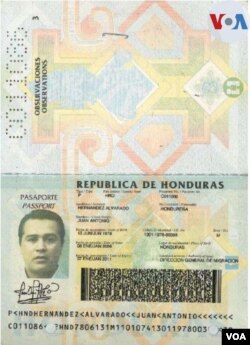 Pasaporte de Tony Hernández. VOA.