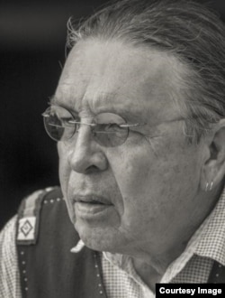 Photo of Cheyenne/Arapaho artist Harvey Pratt, who submitted the winning design for a Native American Veterans' Memorial in Washington. Photo by and courtesy of Neil Chapman.