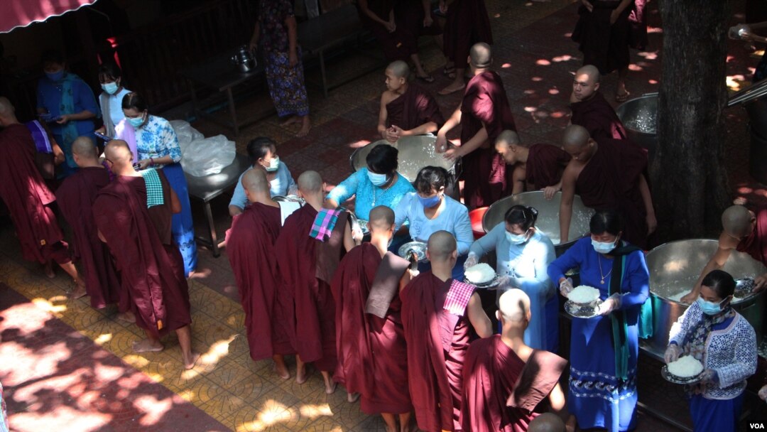 မန္တလေးမြို့ အထင်ကရ မဟာဂန္ဓာရုံ ကျောင်းတိုက်ကြီးရဲ့ ကိုဗစ်ကာလမြင်ကွင်း။ (သြဂုတ် ၂၈၊ ၂၀၂၀) 