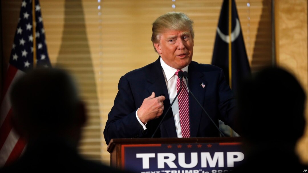 Donald Tramp na konferenciji za novinare 15. februara u mestu Hanahan u Južnoj Karolini