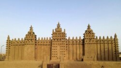 Bamanankan ni kan wɛrɛw sìgira ka kɛ Mali fasokanw ye. Kow ni gɛlɛya jumɛnw bɛ yen? Salif Sora , bamanankan dɔnnikɛla, MAFALAN tɔnba la