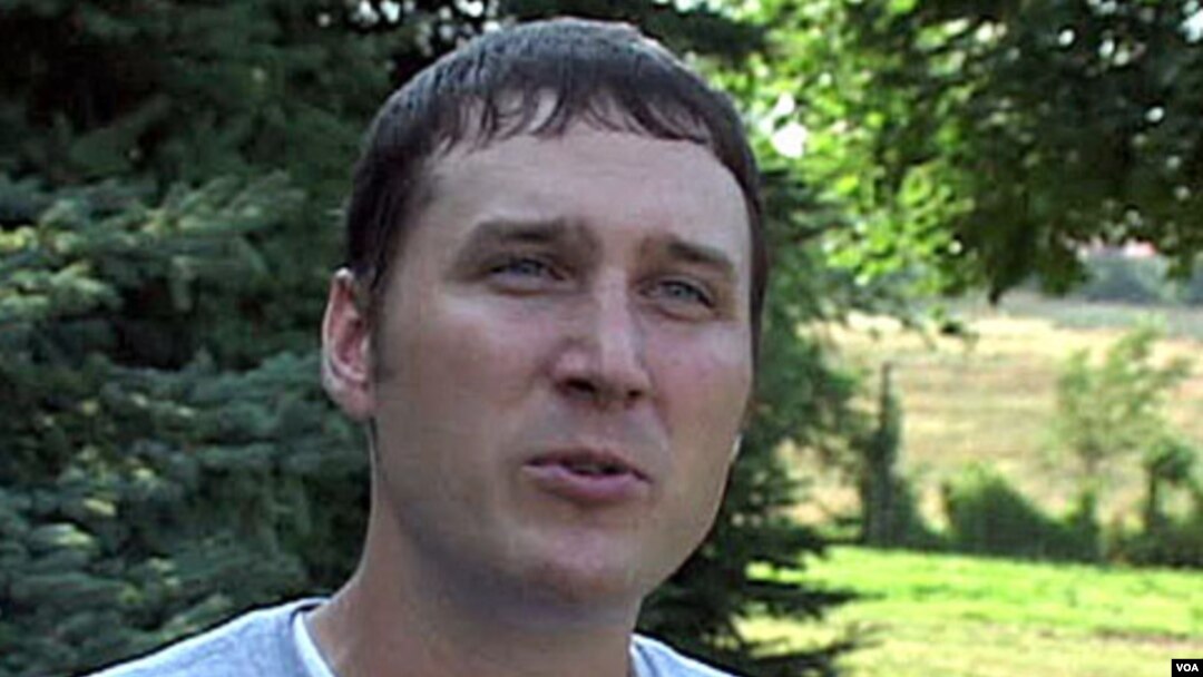 En particular, Drew Johnson impulsa la idea de que la bondad atrae la bondad