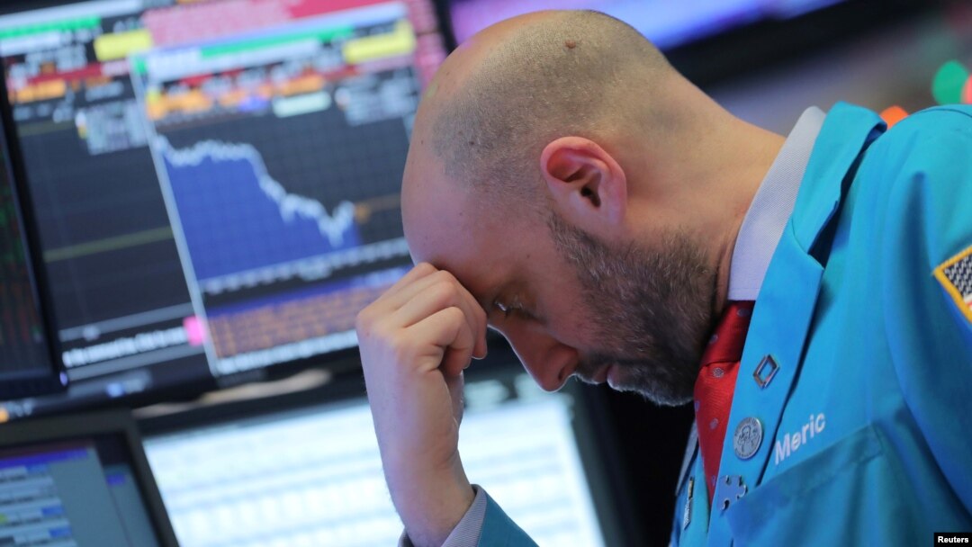 Los tres índices principales de Wall Street están en corrección, con el S&P y el Nasdaq tocando sus niveles más bajos de 2018.