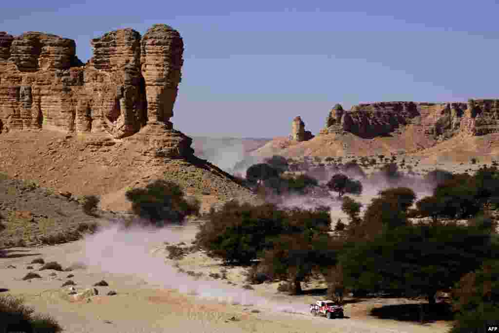 Toyota's driver Giniel De Villiers of South Africa and his co-driver Alex Bravo Haro of Spain compete during the Stage 9 of the Dakar 2020 between Wadi Al Dawasir and Haradh, Saudi Arabia.