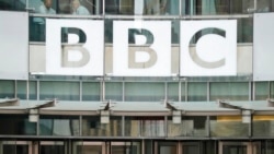 粵語新聞 晚上10-11點: 採訪上海民眾抗議當局防疫政策 BBC記者被警察毆打和逮捕