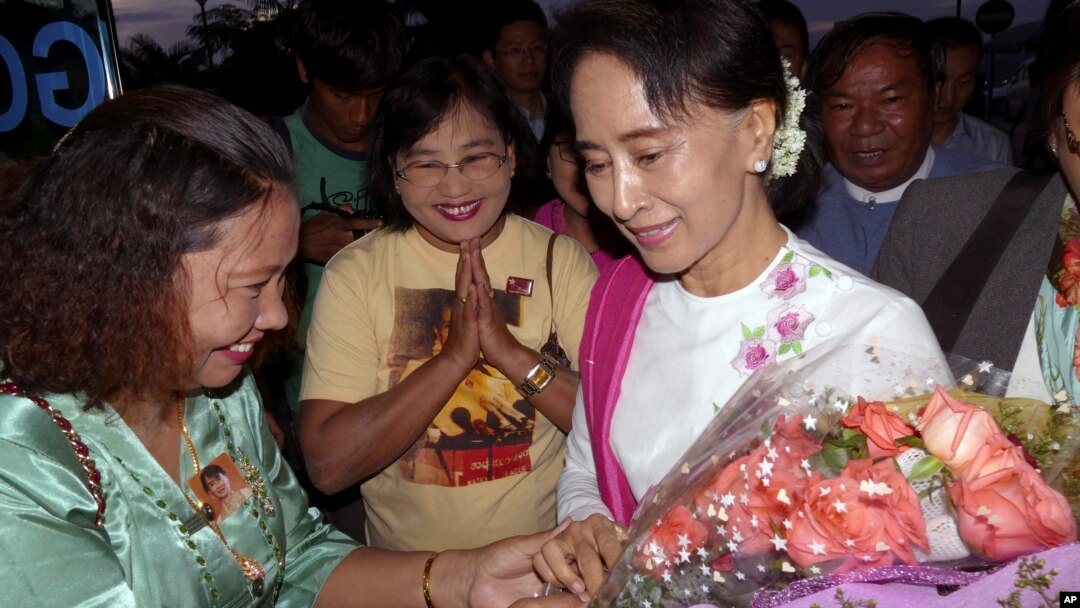 ၂၀၁၅ ဇွန်လတုန်းက ဒေါ်စုရဲ့ တရုတ်ခရီးစဉ် 