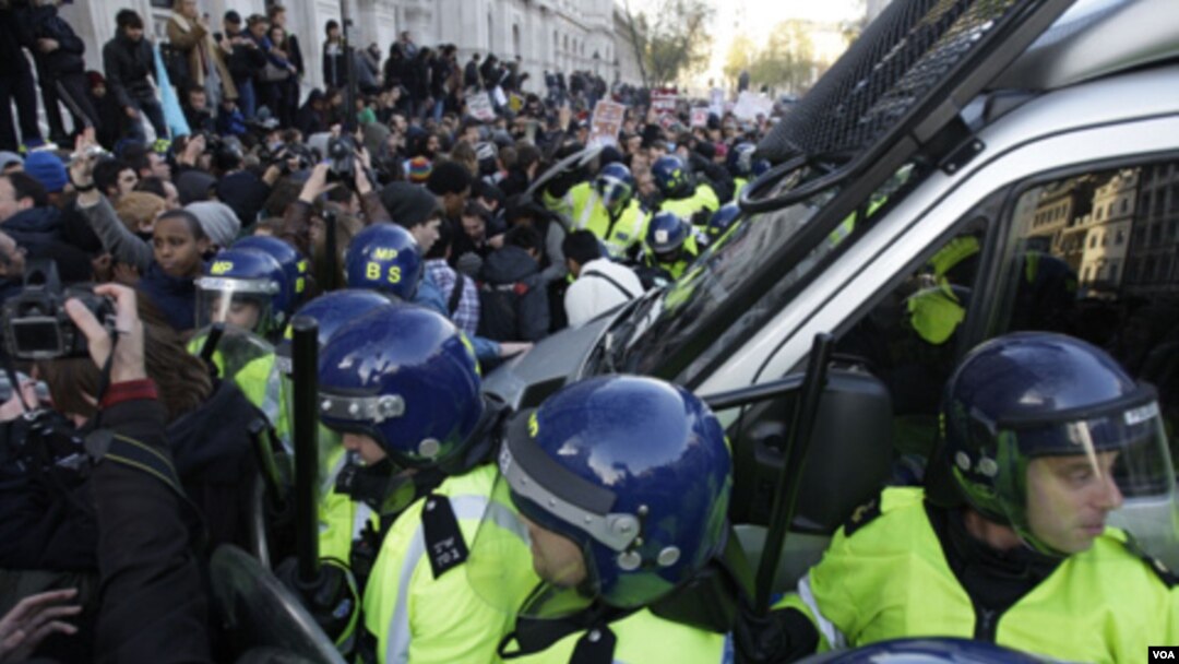 El Comité Organizador de las Olimpíadas de Londres está procurando la forma de resolver los problemas sobre seguridad.