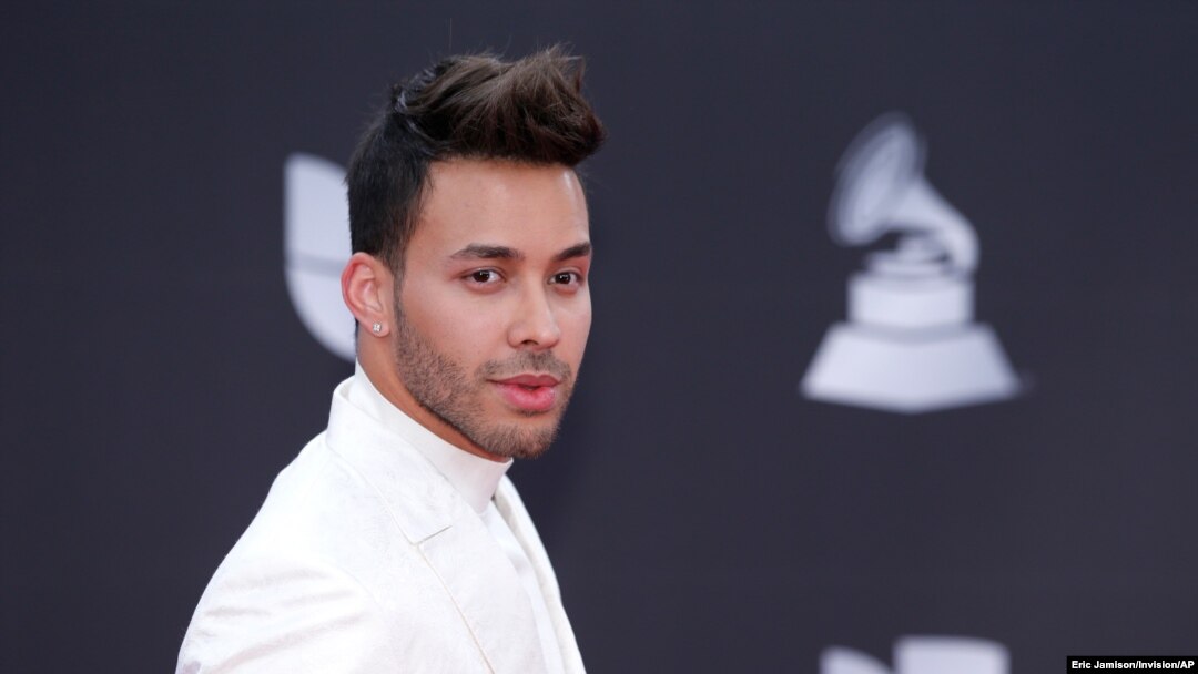 En esta foto del 14 de noviembre de 2019, Prince Royce llega a la 20ª entrega anual de los Latin Grammy en Las Vegas.