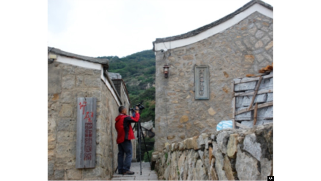 馬祖芹壁島上的標語“消滅朱毛漢奸”