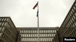美国联邦政府人事管理局在华盛顿的大楼。（2015年6月5日）