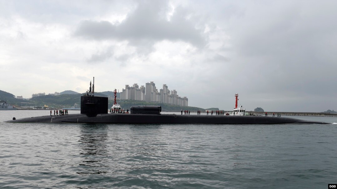 美國海軍“密西根號”核潛艇抵達南韓釜山（資料圖片）