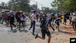 မတ်လ ၁၁ ရက်နေ့ ရန်ကုန်မြို့ရှိ ဆန္ဒပြပွဲ မြင်ကွင်း။ (မတ် ၁၁၊ ၂၀၂၁)