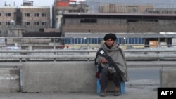 Tolibon askari, Kobul, Afg'oniston, 2022-yil, 20-fevral