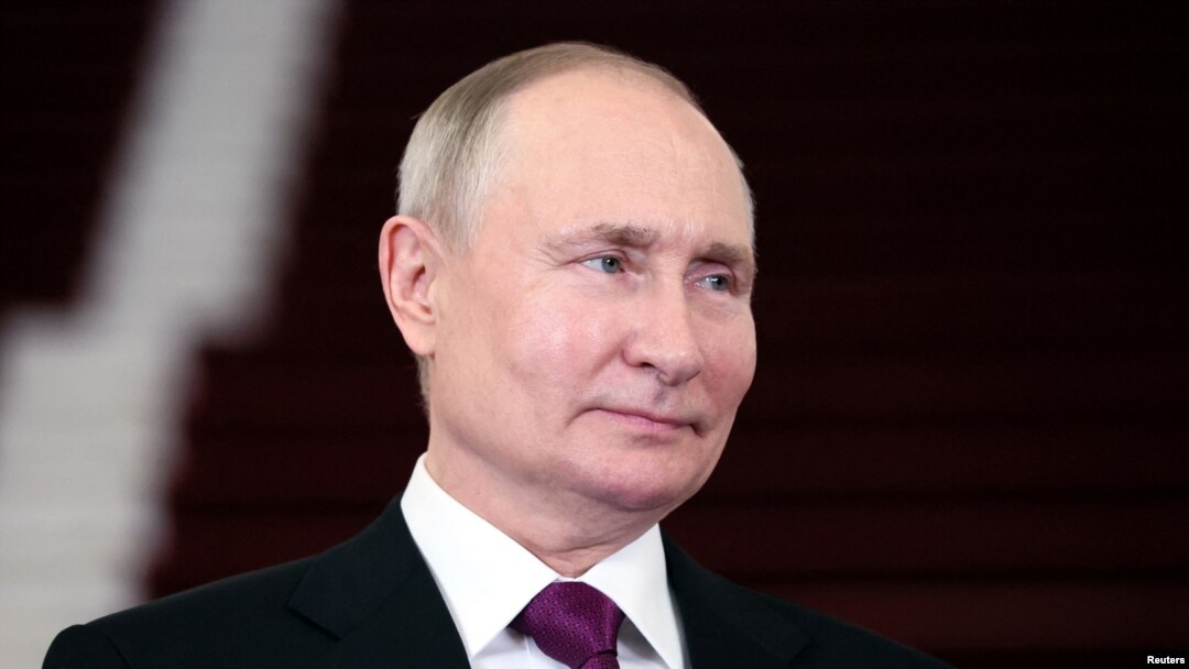 El presidente ruso Vladimir Putin asiste a una ceremonia de bienvenida en el Foro de la Franja y la Ruta en Beijing, China, el 17 de octubre de 2023. [REUTERS]