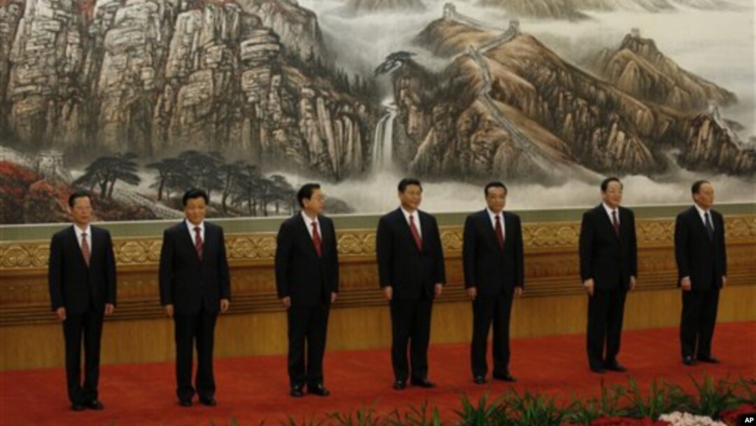 Sabbin shugabannin kasar China a lokacin da ake gabatar da su yau alhamis a Babban Zauren Taron Al'umma a Beijing