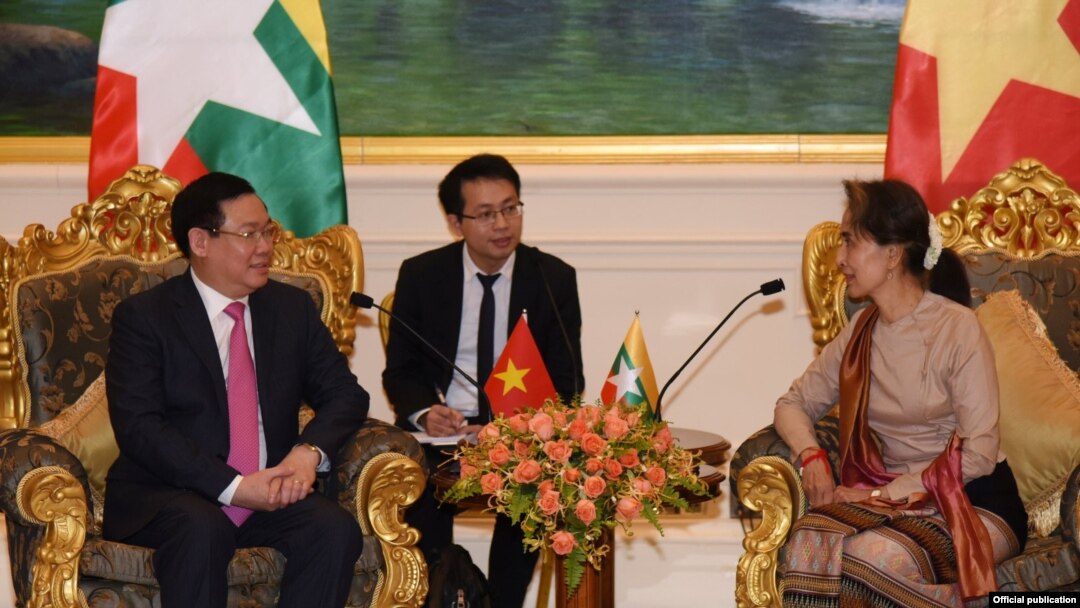 ဗီယက်နမ်ဒုဝန်ကြီးချုပ် Hue နှင့် နိုင်ငံတော်အတိုင်ပင်ခံ ပုဂ္ဂိုလ် ဒေါ်အောင်ဆန်းစုကြည်