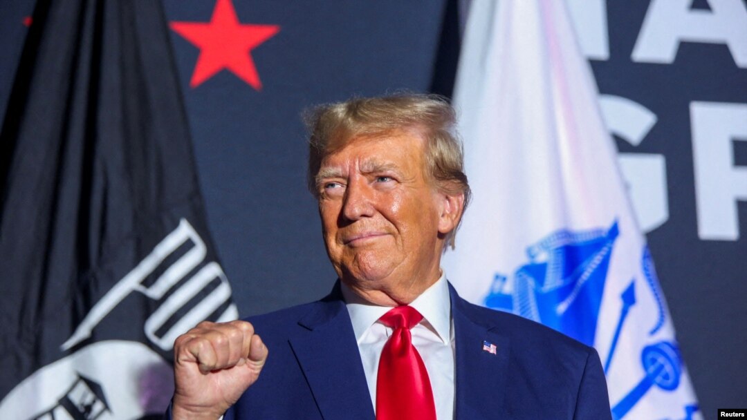 El expresidente de EEUU Donald Trump durante un acto de campaña en Windham, Nueva Hampshire, el 8 de agosto de 2023.