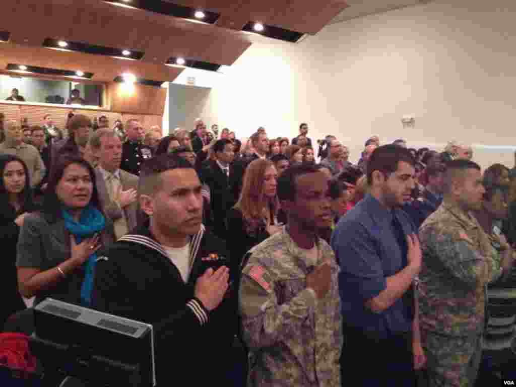 Swearing US New citizens