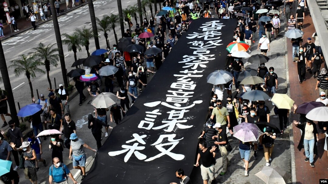 禁蒙面法生效首日 抗議繼續 (2019年10月5日)