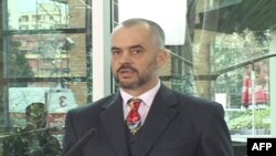 PS thotë se do ta mbajë tubimin të premten